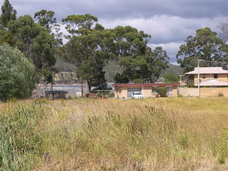 Lot 25 Channel Highway, Deep Bay TAS 7112