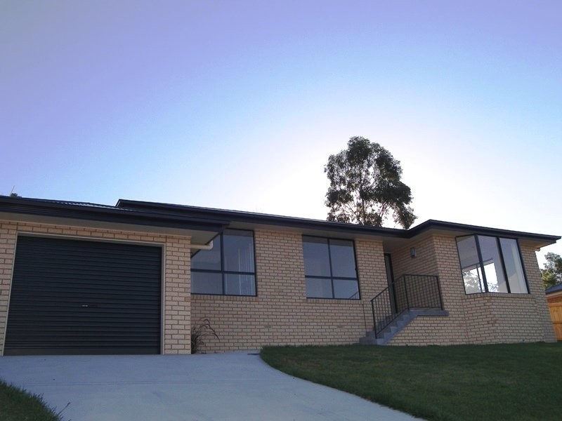 28 Boondar Street, Chigwell TAS 7011