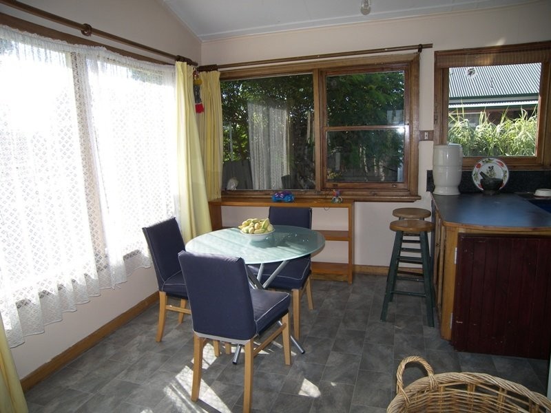 33 South Terrace, Lauderdale TAS 7021