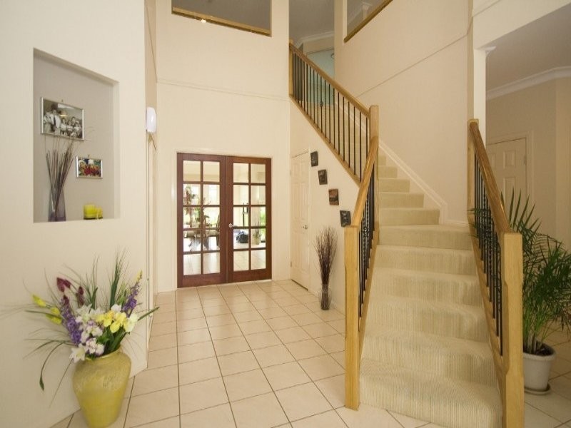 2 Highlands Tce, Springfield Lakes QLD 4300