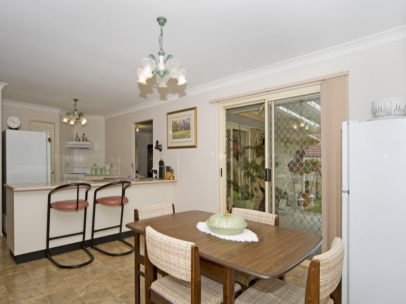 20 Maple  Ave, Camira QLD 4300