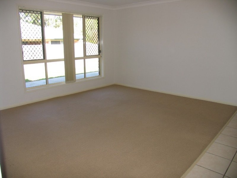 18 Forest View, Springfield QLD 4300