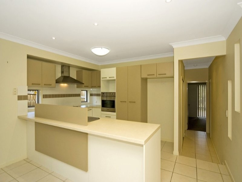 19 Speckled Cct, Springfield Lakes QLD 4300