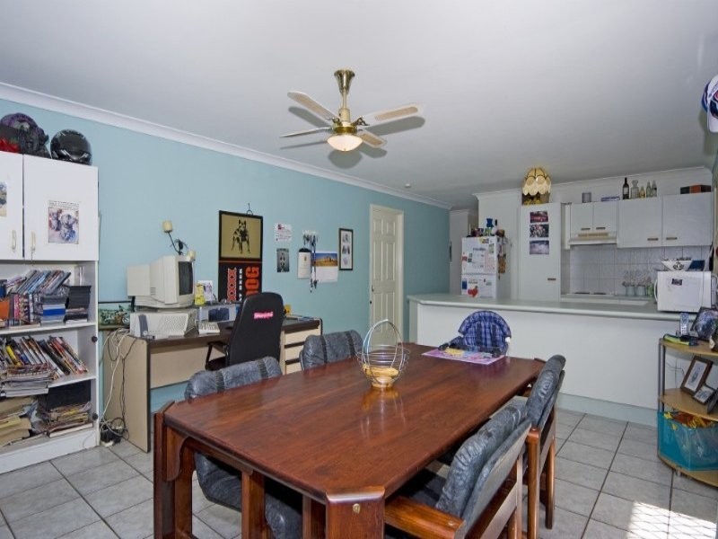 28 Ravenswood La, Springfield QLD 4300