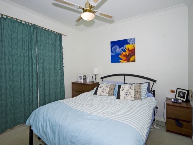 28 Ravenswood La, Springfield QLD 4300