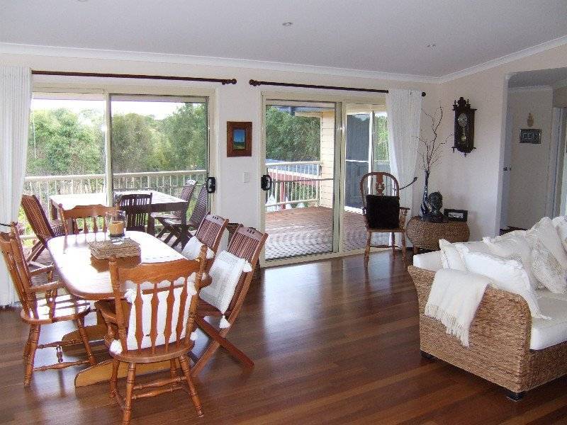 39 Lakeside Drive, Weyba Downs QLD 4562