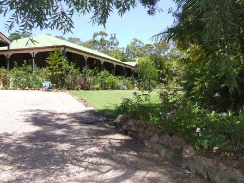 7 Barbara Rd, Weyba Downs QLD 4562