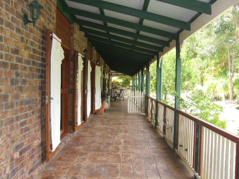 7 Barbara Rd, Weyba Downs QLD 4562