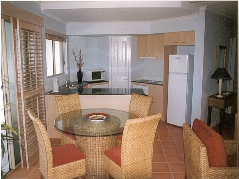 6/15 Andrew St, Point Arkwright QLD 4573