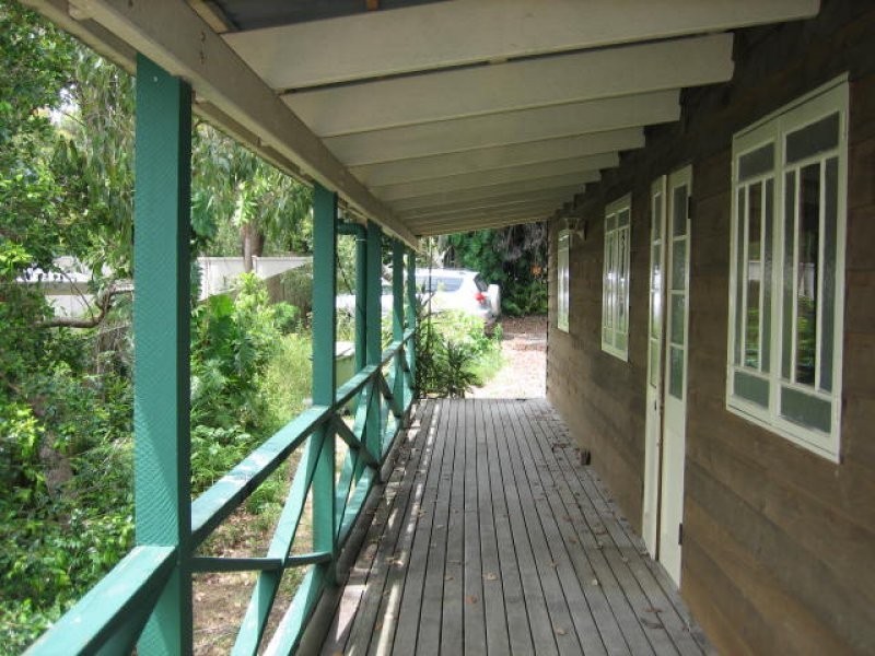 203 Edwards St, Sunshine Beach QLD 4567