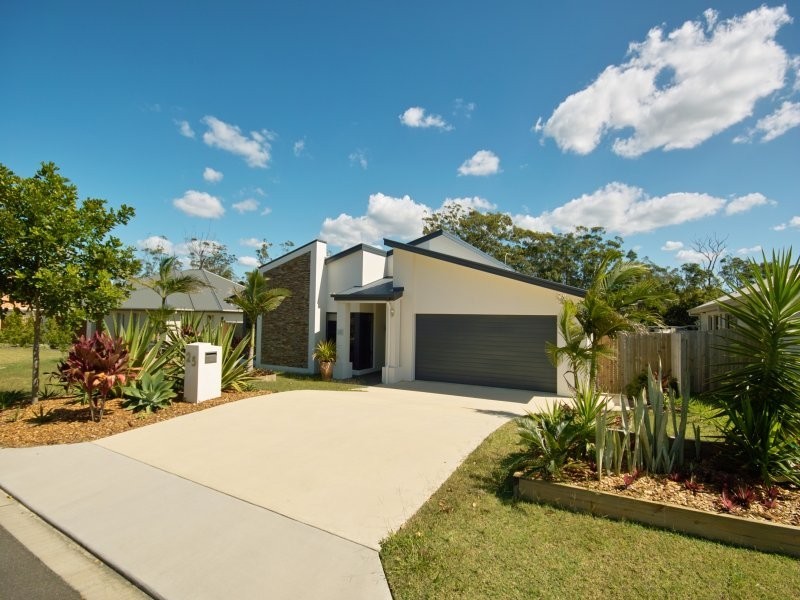 25 Riviera Crescent, Peregian Springs QLD 4573