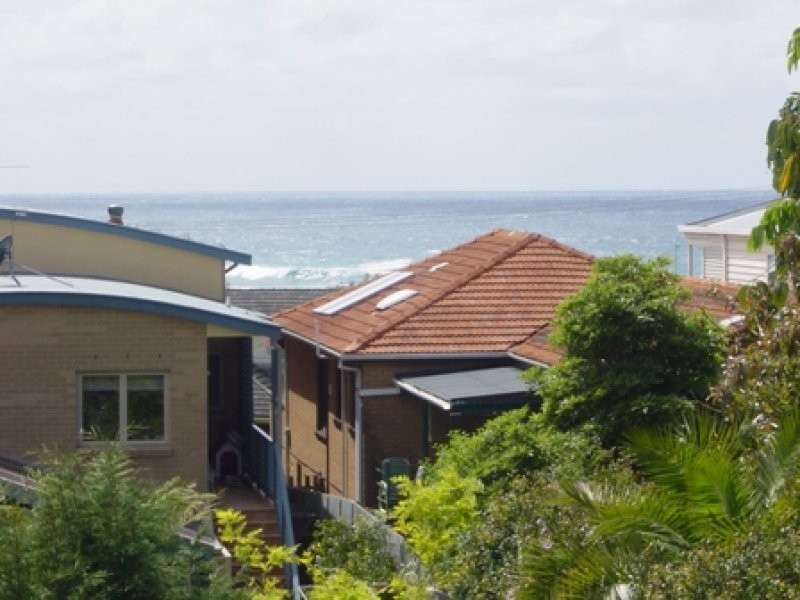 5 Curl Curl Parade, Curl Curl NSW 2096