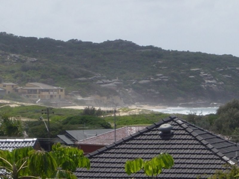 5 Curl Curl Parade, Curl Curl NSW 2096