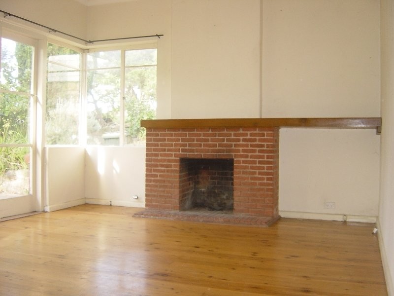 37 Jocelyn Street, North Curl Curl NSW 2099