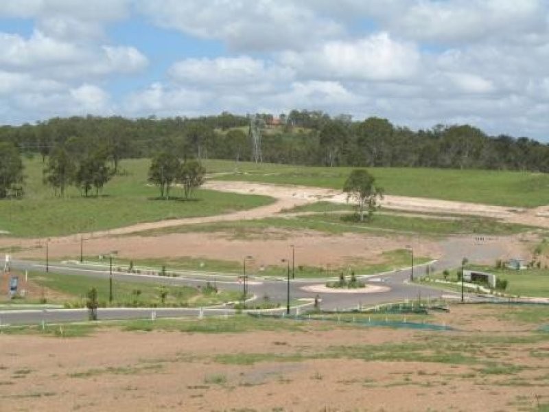 12 Directors Circuit, Jones Hill QLD 4570
