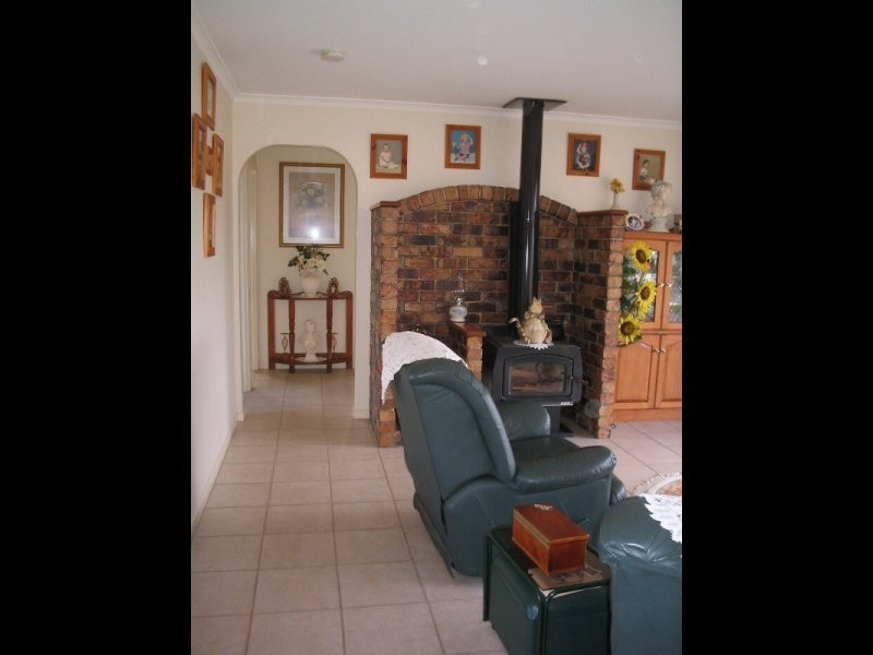 11 Bill James Road, Chatsworth QLD 4570