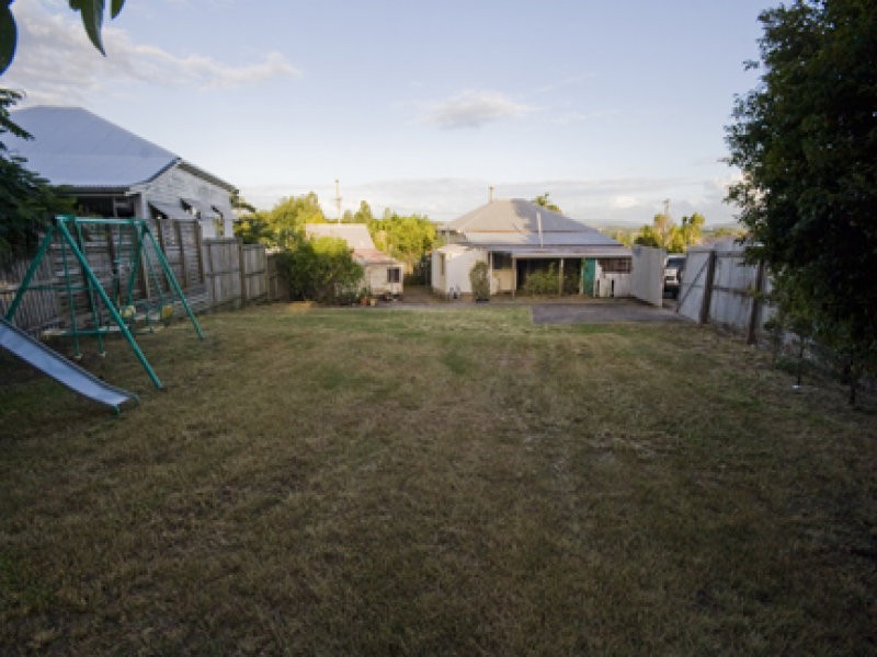 9 Hilton Road, Gympie QLD 4570