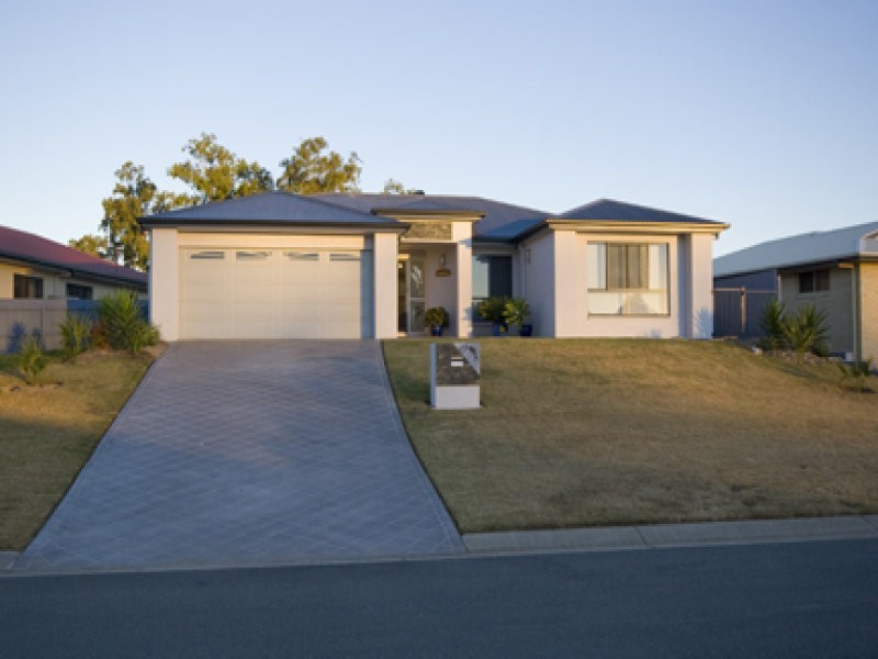 23 Heights Dr, Gympie QLD 4570