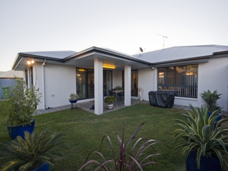 23 Heights Dr, Gympie QLD 4570