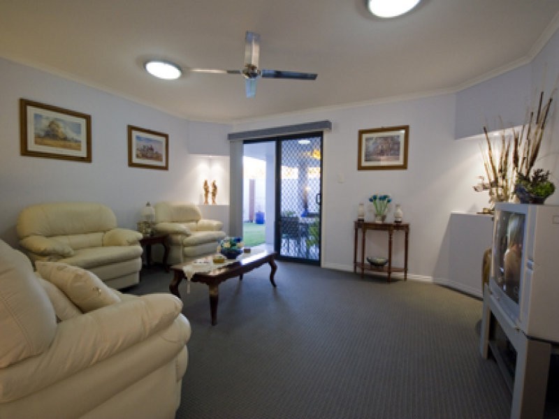 23 Heights Dr, Gympie QLD 4570