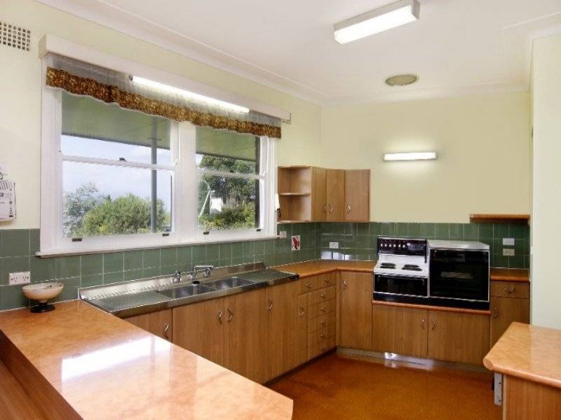 6 Libya Crescent, Allambie Heights NSW 2100