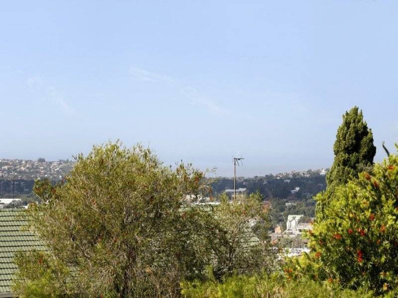 6 Libya Crescent, Allambie Heights NSW 2100