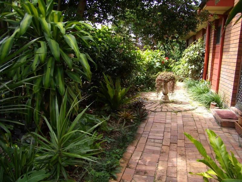 17 Hartog Street, Andergrove QLD 4740