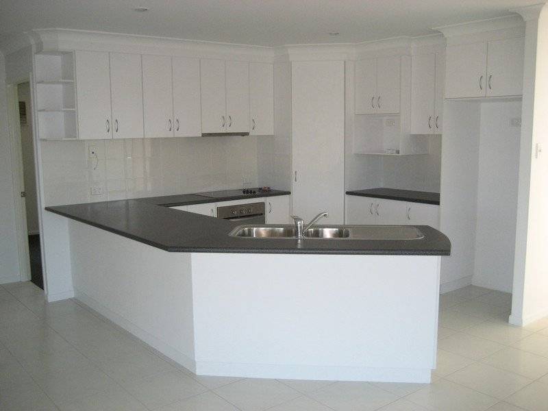 3 Hawkins Street, Bucasia QLD 4750