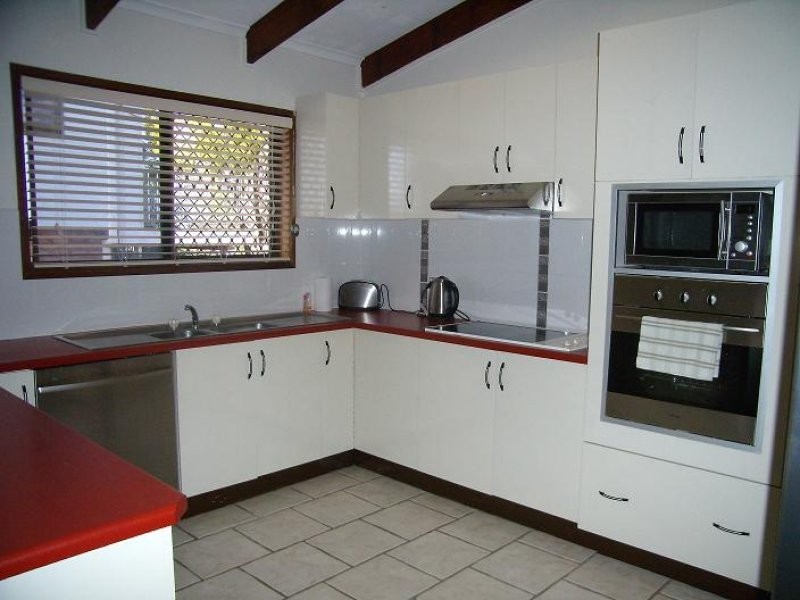 17 Phillip Street, Mount Pleasant QLD 4740