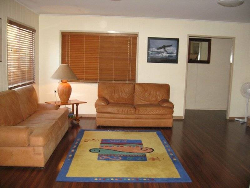 44 Davey Street, Glenella QLD 4740