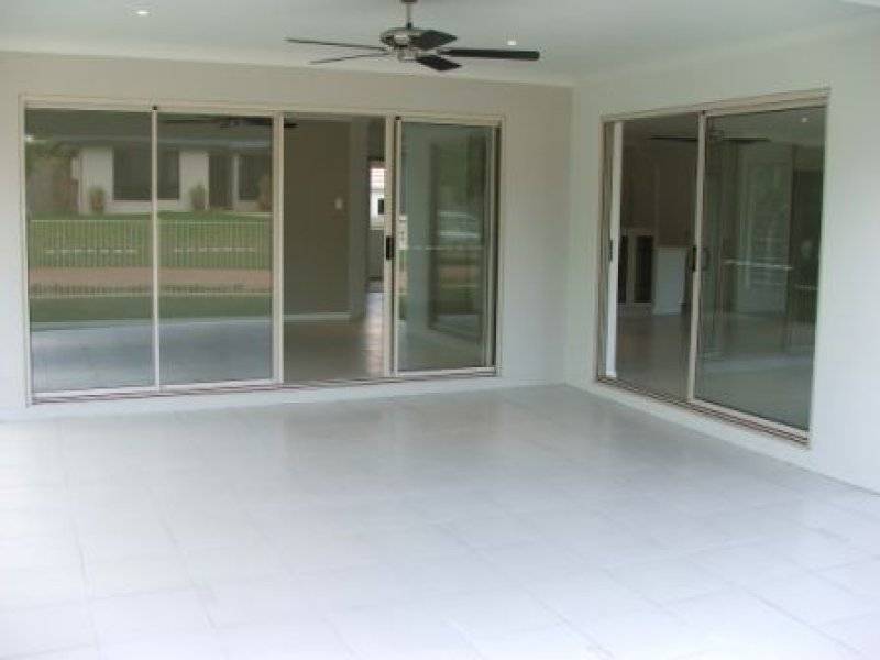10 Mussett Court, Glenella QLD 4740