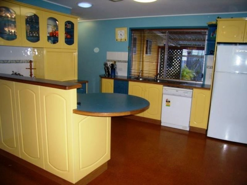 1 Hartog Street, Andergrove QLD 4740