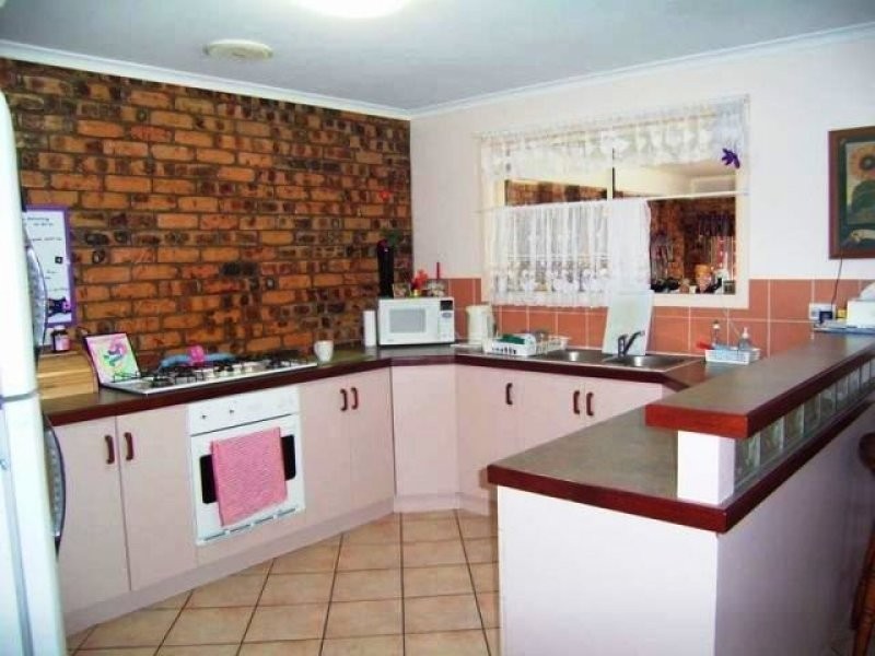 21 Kristy Crescent, Eimeo QLD 4740