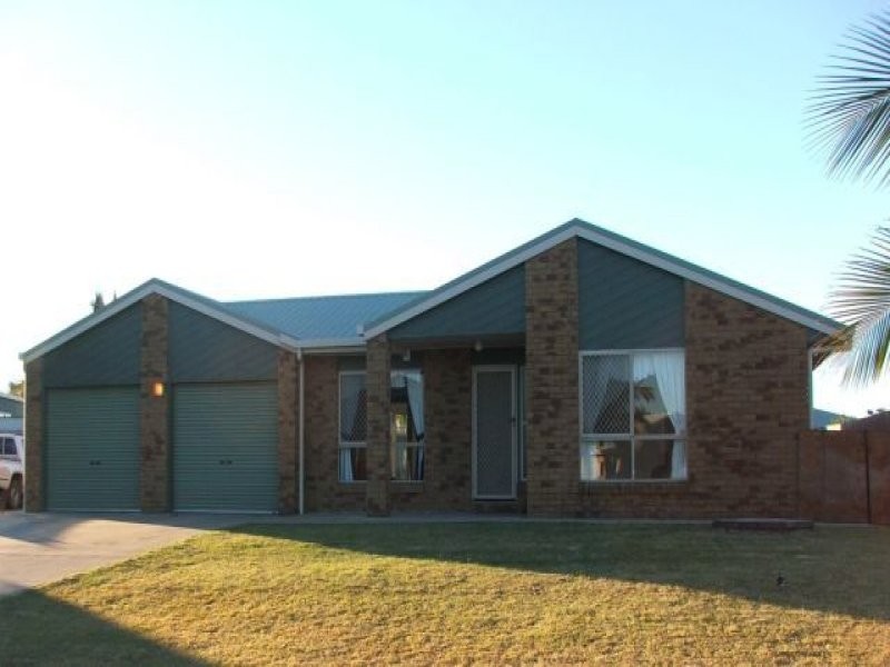 8 Castaway Close, Hay Point QLD 4740