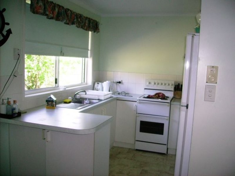 6 Danelles Way, Eimeo QLD 4740