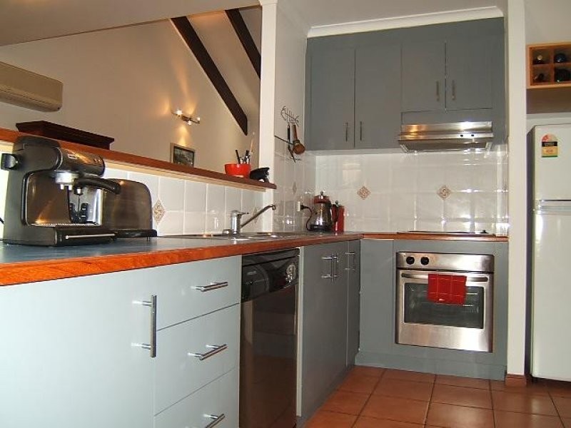 Unit 2, 3 GOLDSTON STREET, North Mackay QLD 4740