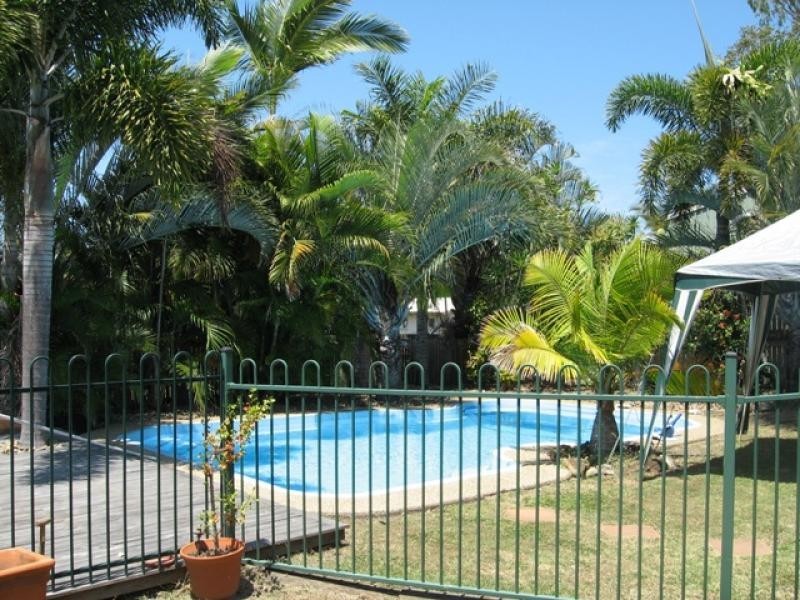 14 Woodlands Drive, Eimeo QLD 4740