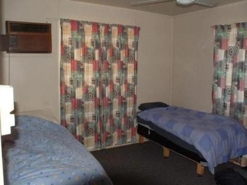 10 CONNOR DRIVE, Moranbah QLD 4744