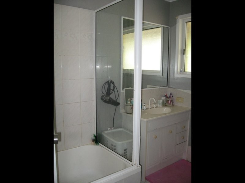 8 Melanie Street, Eimeo QLD 4740