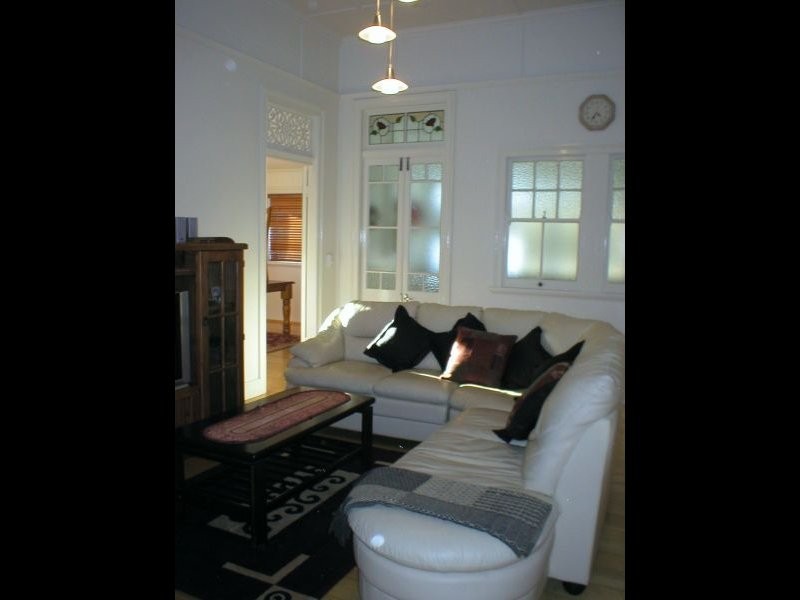 353 Shakespeare Street, Mackay QLD 4740