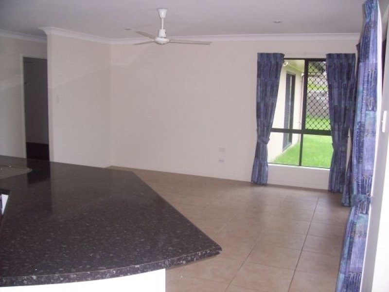 34 Jackson Street, Sarina QLD 4737