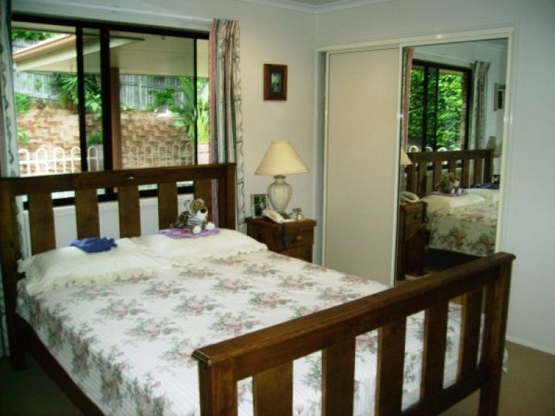 6 Talara Court, Rural View QLD 4740