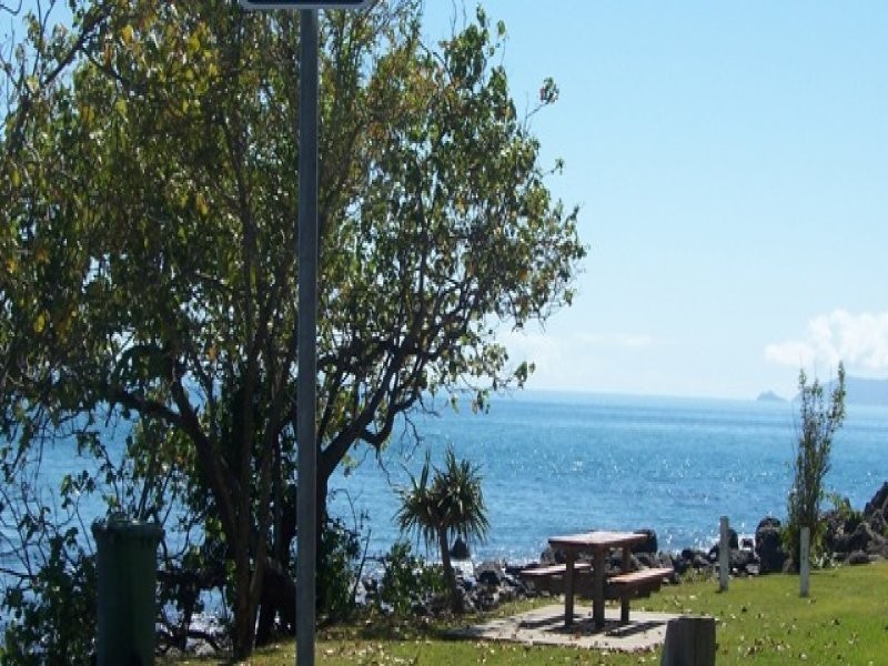 23 Paton Terrace, Slade Point QLD 4740
