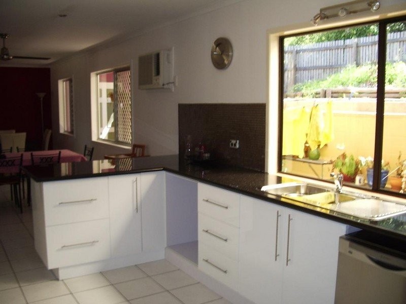 29 McCready Street, Rural View QLD 4740