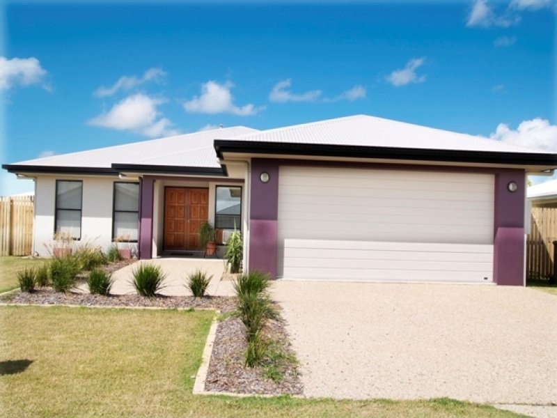 7 Woodroffe Place, Glenella QLD 4740