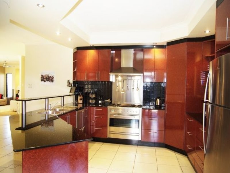 26 Oasis Drive, North Mackay QLD 4740