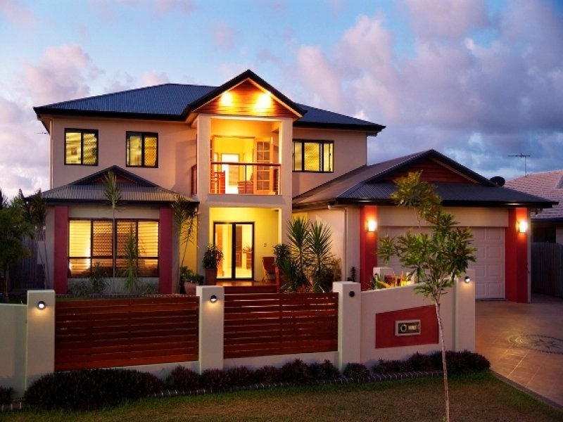 4 Madison Avenue, Glenella QLD 4740