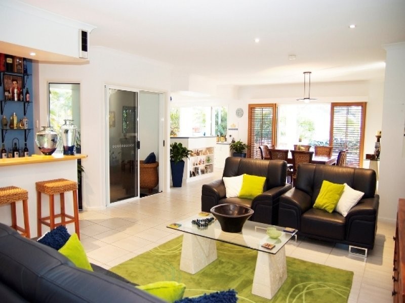 37 Beach Road, Dolphin Heads QLD 4740