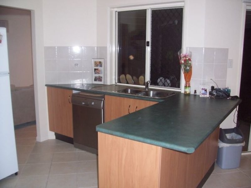 5 Spinks Court, Eimeo QLD 4740