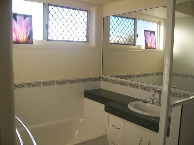 5 Spinks Court, Eimeo QLD 4740